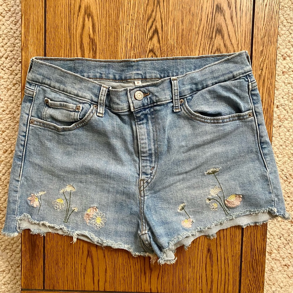 Levi Strauss embroidered light wash denim shorts